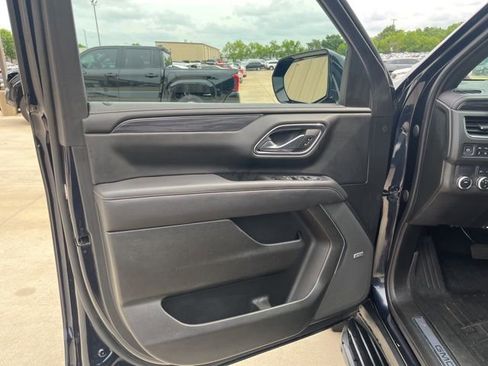 Used 2023 GMC Yukon SLT RWD image 11