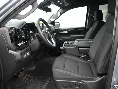 New 2026 GMC Sierra 1500 SLE w/ X31 Off-Road Package image 14