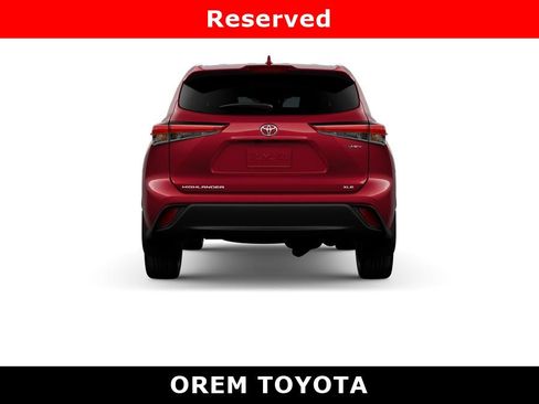 New 2026 Toyota Highlander XLE image 8