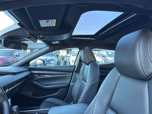 Certified 2025 MAZDA MAZDA3 s image 16