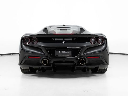 Used 2022 Ferrari F8 Tributo RWD image 6