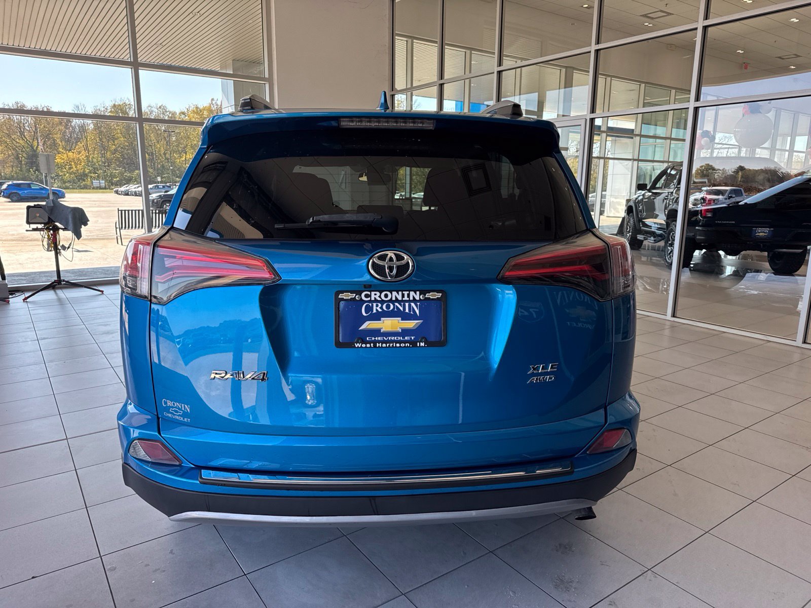 Used 2017 Toyota RAV4 XLE w/ Plus Special Value Package AWD/4WD image 8