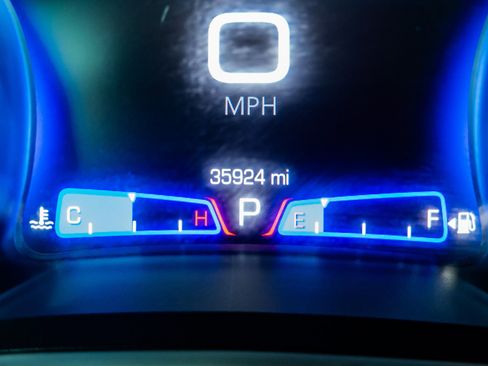 Used 2023 Chrysler 300 Touring L image 14