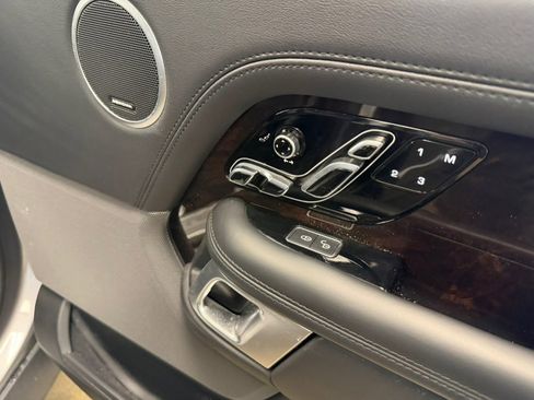 Used 2020 Land Rover Range Rover HSE image 57