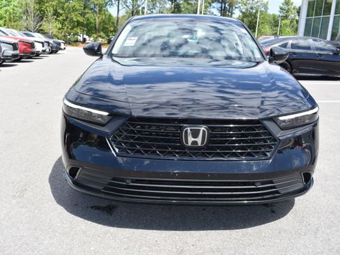 Used 2024 Honda Accord EX-L image 4