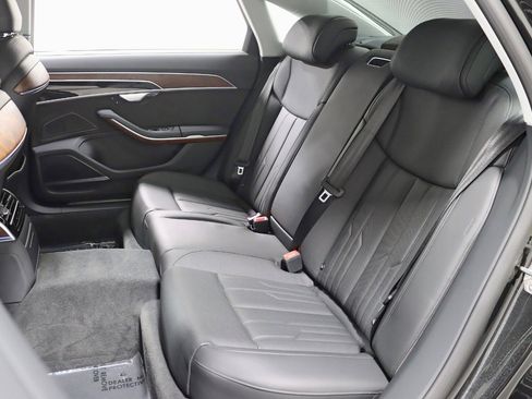 Used 2021 Audi A8 L 4.0T w/ Executive Plus Package image 32