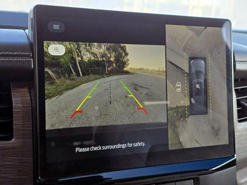 Used 2024 Ford Expedition Max Limited image 28