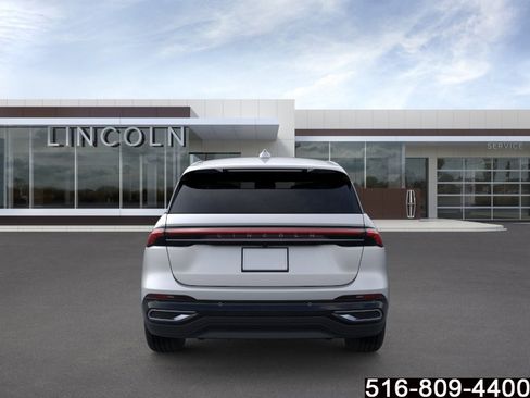 Used 2026 Lincoln Nautilus Premier w/ Equipment Group 102A AWD/4WD image 6