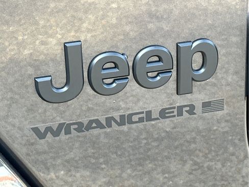 New 2025 Jeep Wrangler Sahara w/ Safety Group image 20