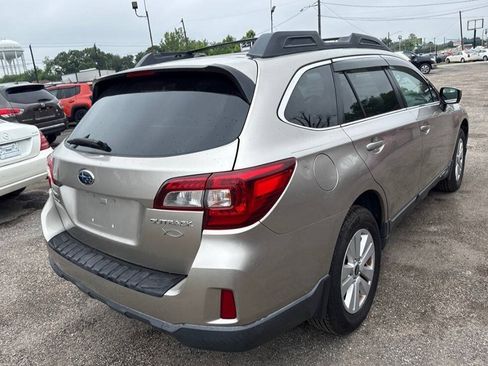 Used 2015 Subaru Outback 2.5i Premium AWD/4WD image 5