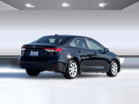 Used 2024 Toyota Corolla LE FWD image 8