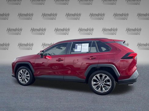 Used 2020 Toyota RAV4 XLE Premium FWD image 6