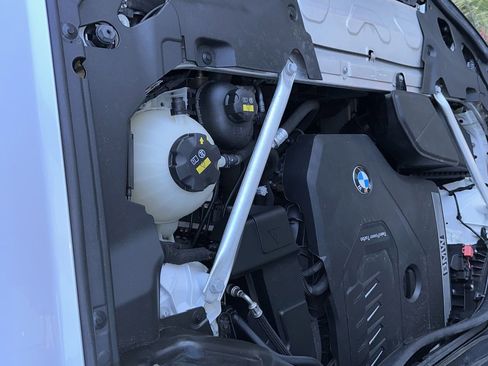 Used 2023 BMW X3 xDrive30i w/ Convenience Package AWD/4WD image 16