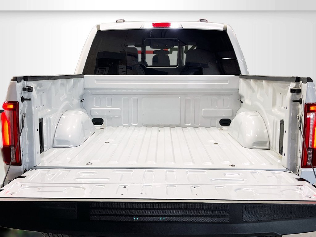 Used 2025 Ford F150 Lariat w/ Equipment Group 502A High AWD/4WD image 27