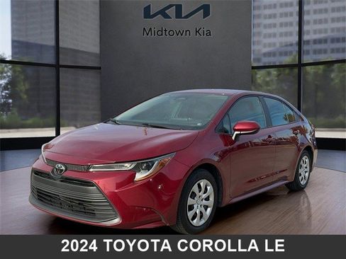 Used 2024 Toyota Corolla LE image 7
