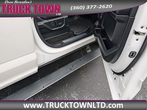 Used 2018 Ford F150 Platinum w/ Technology Package image 5