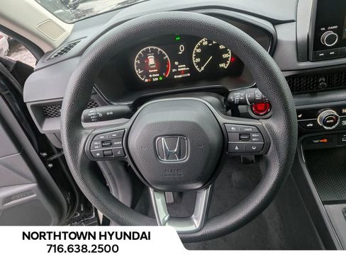 Used 2023 Honda CR-V EX image 9