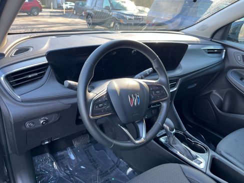 Used 2025 Buick Encore GX Preferred image 25