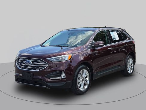 Used 2024 Ford Edge Titanium AWD/4WD image 7