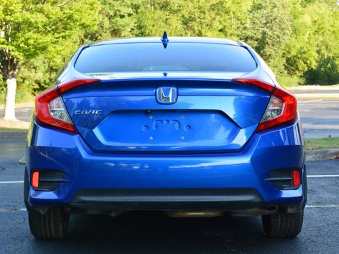 Used 2017 Honda Civic EX image 6