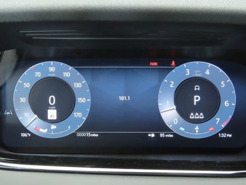 Certified 2025 Land Rover Range Rover Evoque S image 31