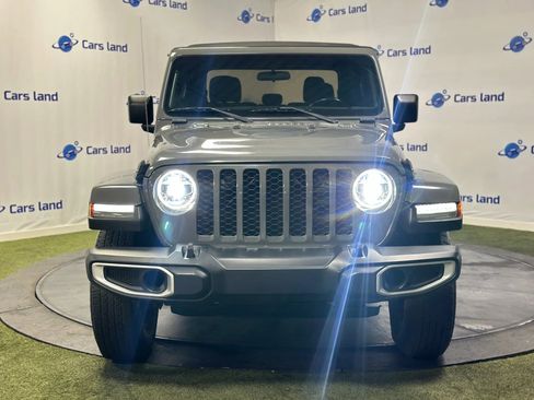 Used 2021 Jeep Gladiator Sport image 7