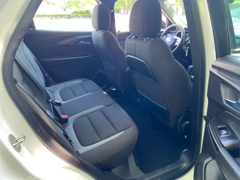 Used 2022 Chevrolet TrailBlazer LS FWD image 20