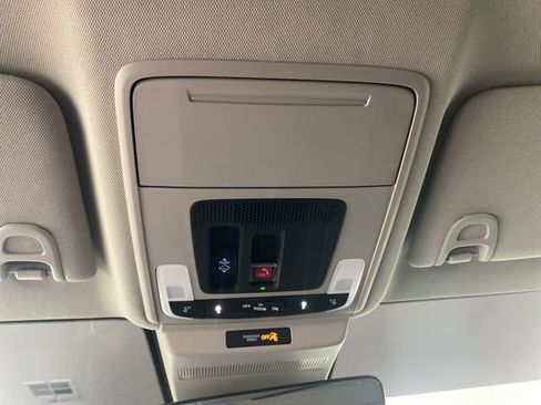 Used 2023 Honda Accord EX-L image 25