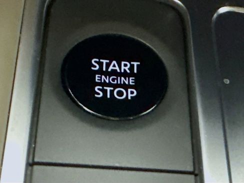 Used 2026 INFINITI QX60 Autograph w/ Dark Cargo Package image 21