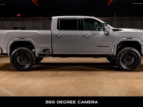 Used 2025 GMC Sierra 2500 AT4 w/ AT4 Premium Plus Package image 11