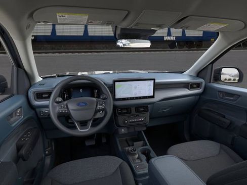 New 2025 Ford Maverick XL image 9