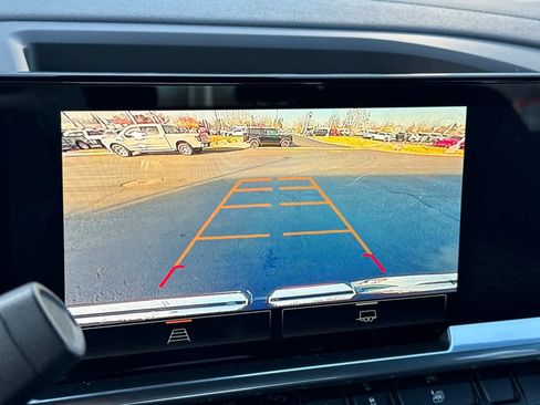 Used 2025 GMC Sierra 1500 Elevation image 19