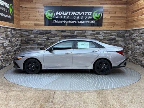 New 2026 Hyundai Elantra SEL Sport image 6