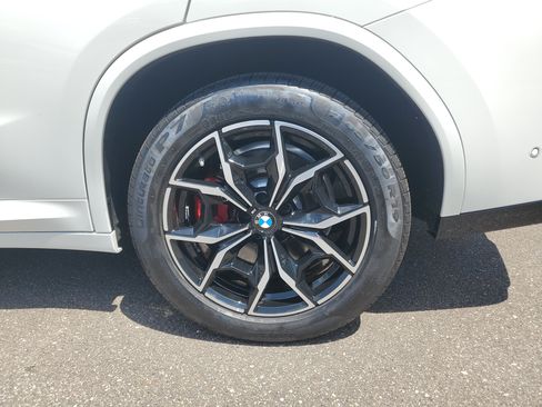 Used 2025 BMW X4 M40i w/ Premium Package AWD/4WD image 28