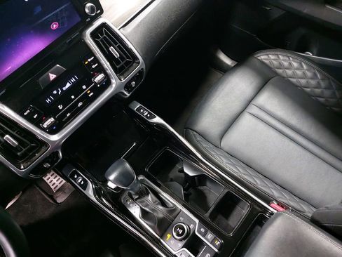 Used 2023 Kia Sorento SX Prestige image 26