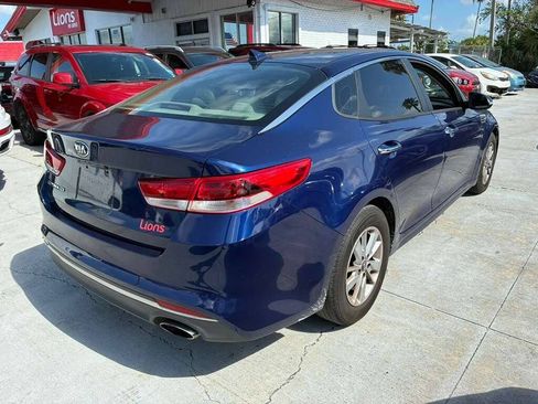 Used 2017 Kia Optima LX FWD image 5