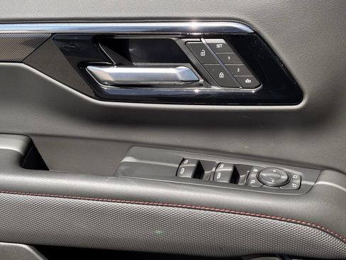 New 2026 Chevrolet Suburban RST w/ Comfort Package RWD image 19