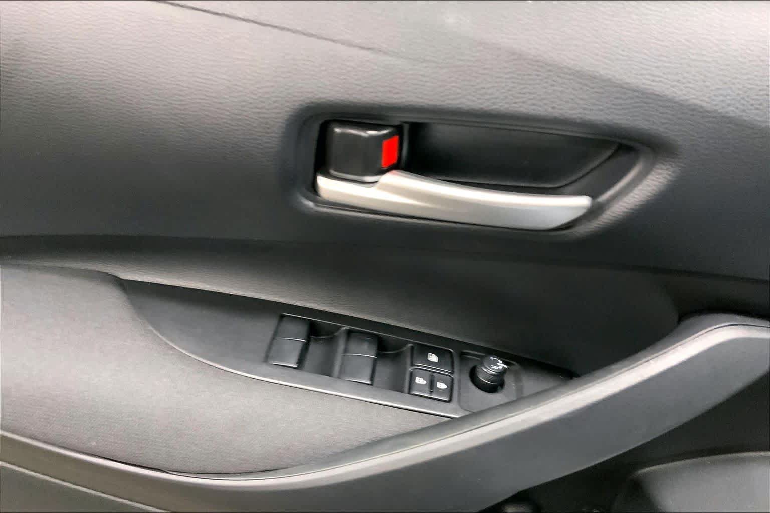Used 2026 Toyota Corolla SE FWD image 34