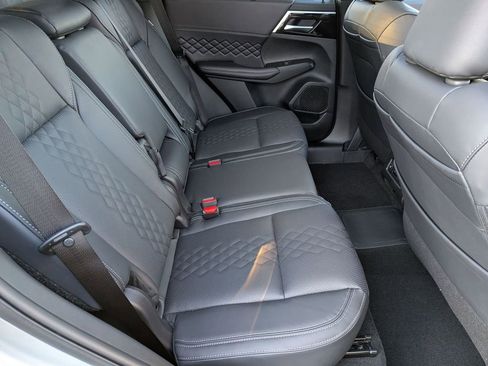 New 2025 Mitsubishi Outlander SEL Black Edition image 29