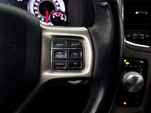 Used 2017 RAM 1500 Laramie w/ Convenience Group image 31