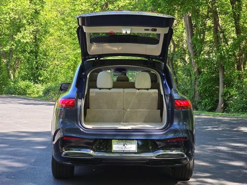 Used 2023 Mercedes-Benz EQS 580 4MATIC SUV image 84