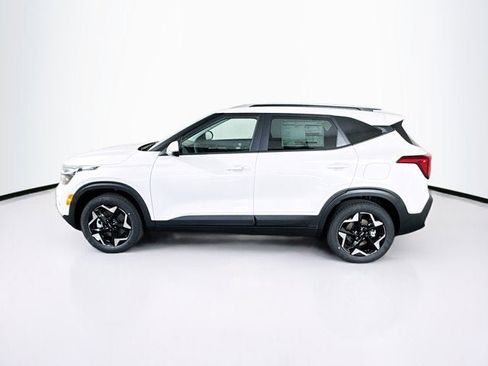 New 2026 Kia Seltos S image 8