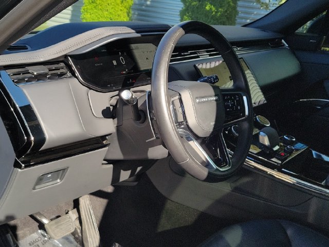 Used 2023 Land Rover Range Rover Sport SE AWD/4WD image 18