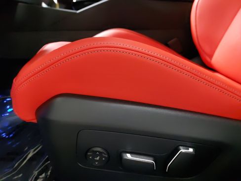 New 2026 BMW M5 w/ Carbon Package image 31