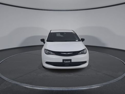 New 2027 Chrysler Pacifica LX FWD image 5