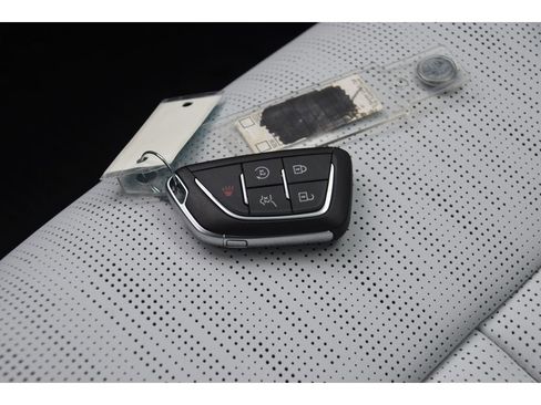 New 2026 Cadillac Optiq Sport 2 w/ LPO, Floor Liner Package AWD/4WD image 35