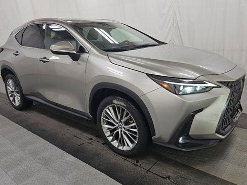 Used 2022 Lexus NX 350h AWD image 3