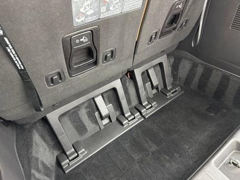 Used 2024 Kia Carnival LX FWD image 81