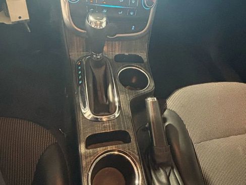 Used 2016 Chevrolet Malibu LT w/ Power Convenience Package image 14