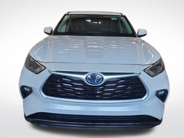 Used 2022 Toyota Highlander LE AWD/4WD image 7